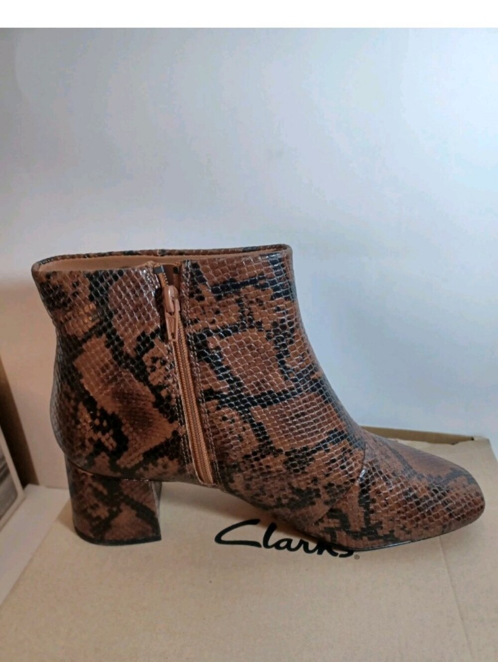 Clarks Faux Animal Print Booties New 9.5 Meduim